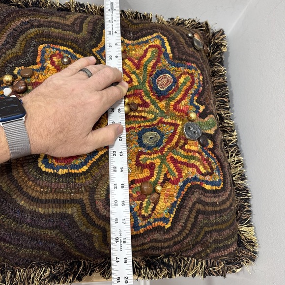 Primitive Country Hand Hooked‎ Pillow Brown Fringe Decor Down Feather Filled - Picture 4 of 7